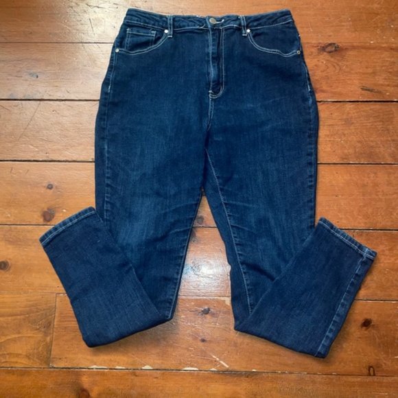 Revamped Skinny Jeans - Picture 2 of 8